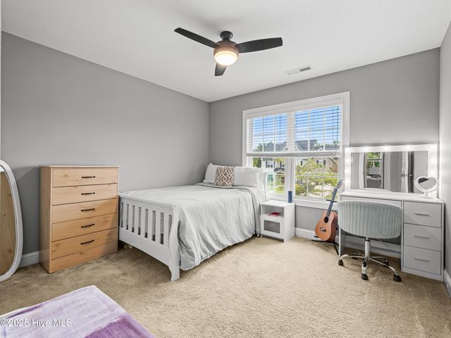907 Stagecoach Drive, Jacksonville, NC 28546