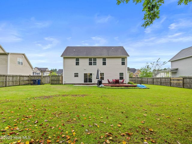 907 Stagecoach Drive, Jacksonville, NC 28546