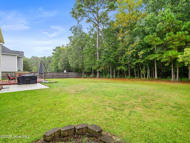 907 Stagecoach Drive, Jacksonville, NC 28546