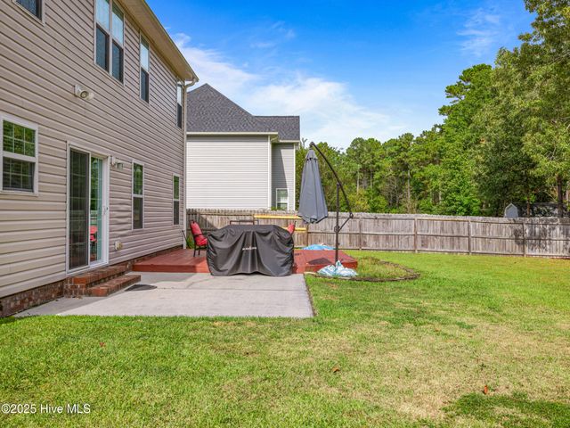 907 Stagecoach Drive, Jacksonville, NC 28546