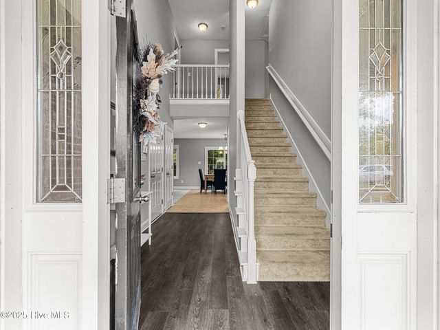 907 Stagecoach Drive, Jacksonville, NC 28546