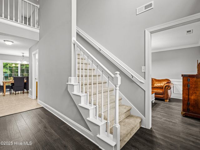 907 Stagecoach Drive, Jacksonville, NC 28546