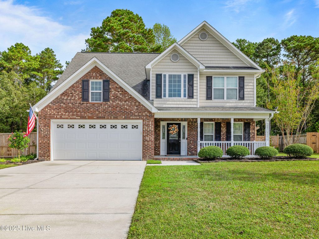 907 Stagecoach Drive, Jacksonville, NC 28546