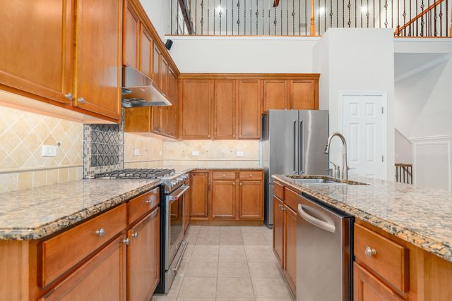1179 kingsley Lane, Aurora, IL 60505