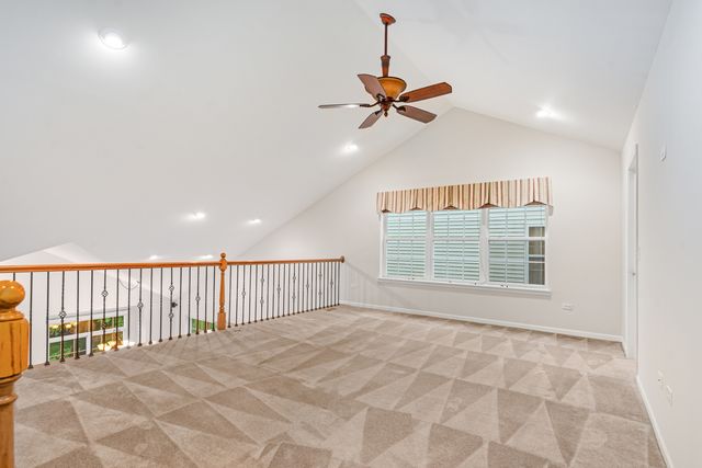 1179 kingsley Lane, Aurora, IL 60505