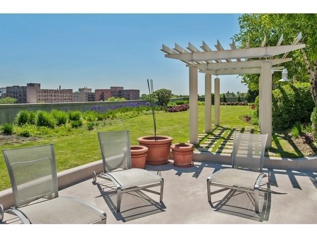 1640 Maple Avenue 1108, Evanston, IL 60201