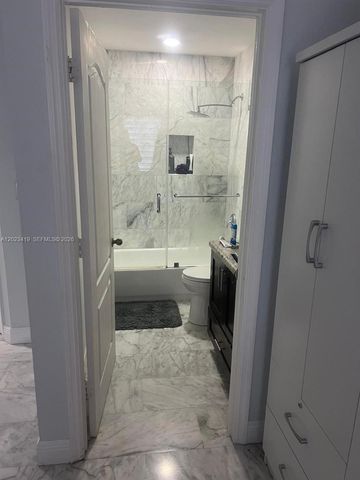 4301 SW 160th Ave 215, Miramar, FL 33027