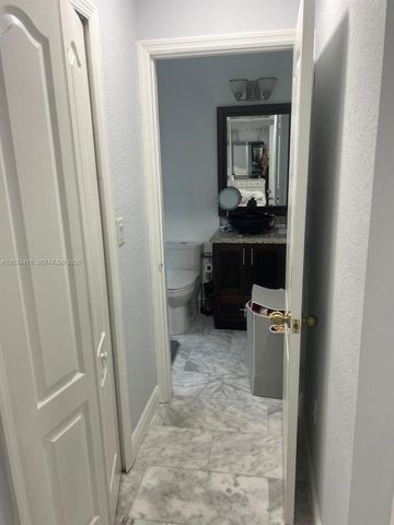 4301 SW 160th Ave 215, Miramar, FL 33027