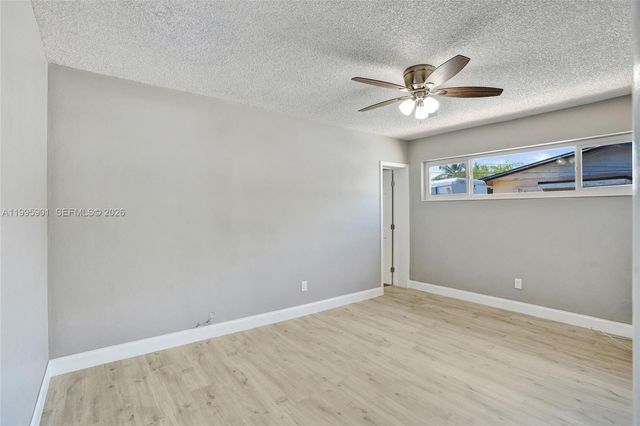 19411 Gulfstream Rd, Cutler Bay, FL 33157