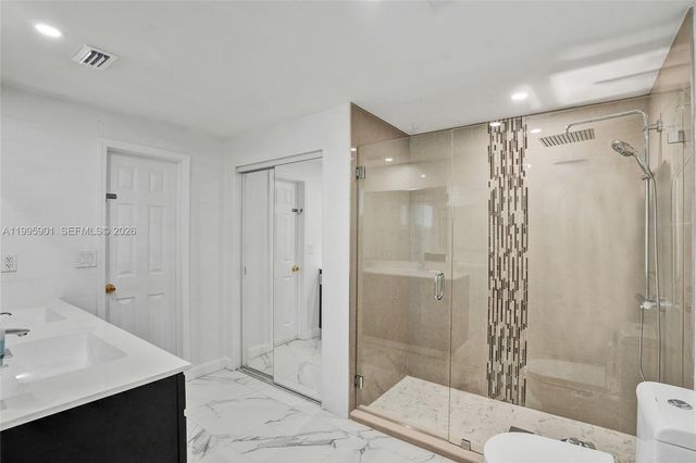 19411 Gulfstream Rd, Cutler Bay, FL 33157