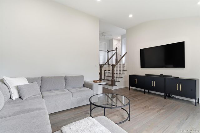 750 Outlook Avenue, West Babylon, NY 11704