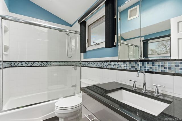 750 Outlook Avenue, West Babylon, NY 11704