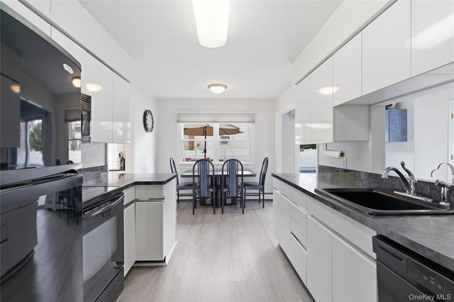 750 Outlook Avenue, West Babylon, NY 11704