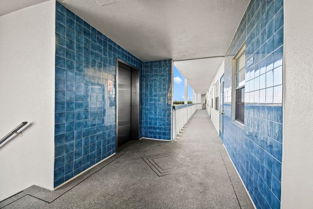 4047 Lincoln C, Boca Raton, FL 33434