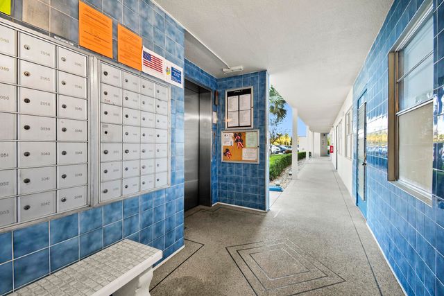 4047 Lincoln C, Boca Raton, FL 33434