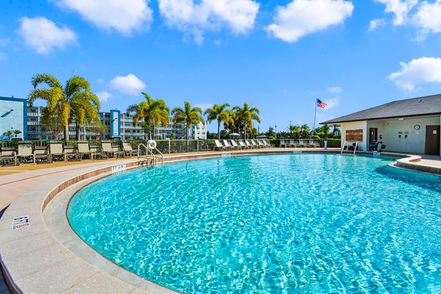 4047 Lincoln C, Boca Raton, FL 33434