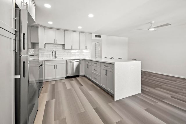 4047 Lincoln C, Boca Raton, FL 33434