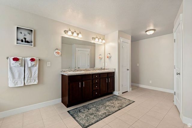 14939 S TILTON DR, Herriman, UT 84096