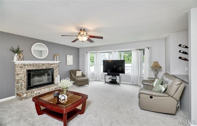 3587 Westport Drive, St Charles, MO 63303