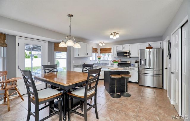 3587 Westport Drive, St Charles, MO 63303