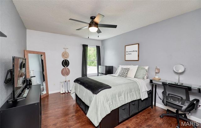 3587 Westport Drive, St Charles, MO 63303