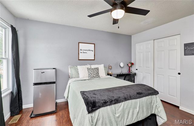 3587 Westport Drive, St Charles, MO 63303