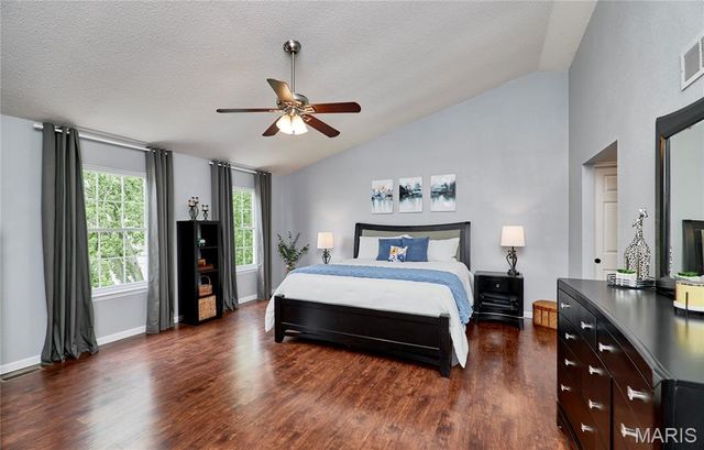 3587 Westport Drive, St Charles, MO 63303