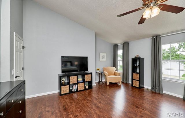 3587 Westport Drive, St Charles, MO 63303