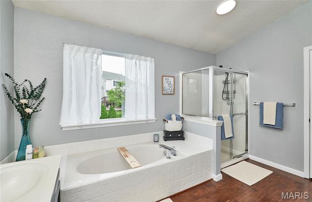 3587 Westport Drive, St Charles, MO 63303