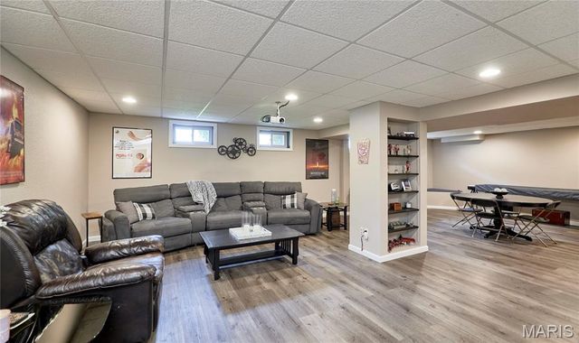 3587 Westport Drive, St Charles, MO 63303