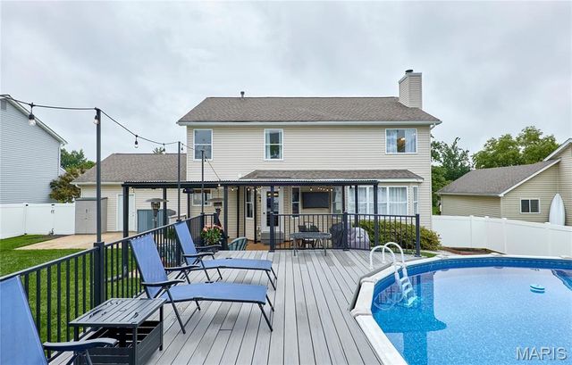 3587 Westport Drive, St Charles, MO 63303