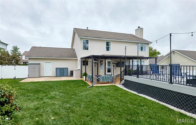 3587 Westport Drive, St Charles, MO 63303