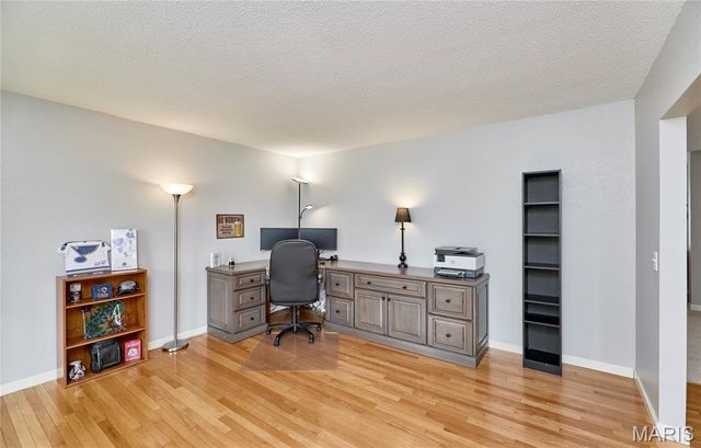 3587 Westport Drive, St Charles, MO 63303