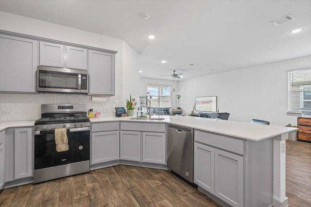 3001 Egan DR, Pflugerville, TX 78660