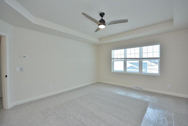 8211 W Skylark DRIVE, Mequon, WI 53097