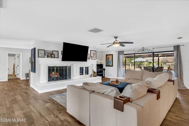 1800 N Forty Niner Drive, Tucson, AZ 85749