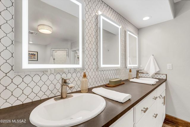 1800 N Forty Niner Drive, Tucson, AZ 85749