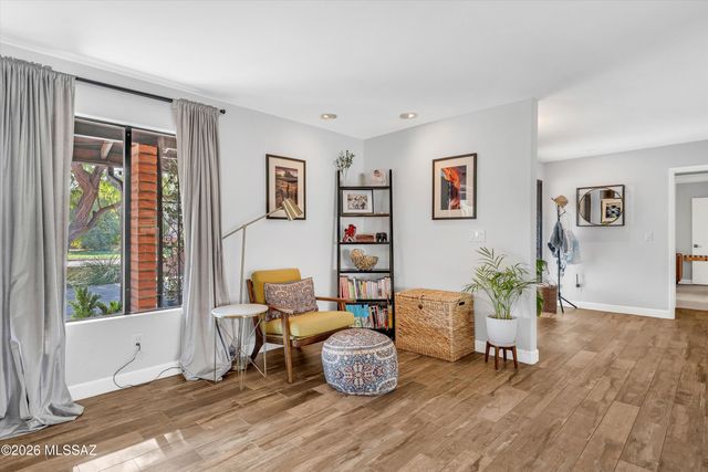 1800 N Forty Niner Drive, Tucson, AZ 85749