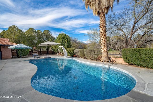 1800 N Forty Niner Drive, Tucson, AZ 85749
