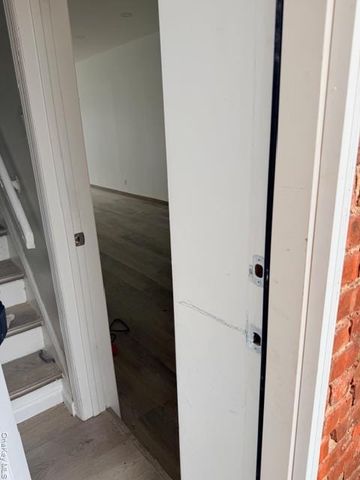 124 Rockaway Avenue, Valley Stream, NY 11580