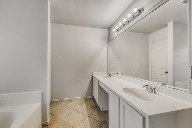 2617 Hereford Road, Denton, TX 76210