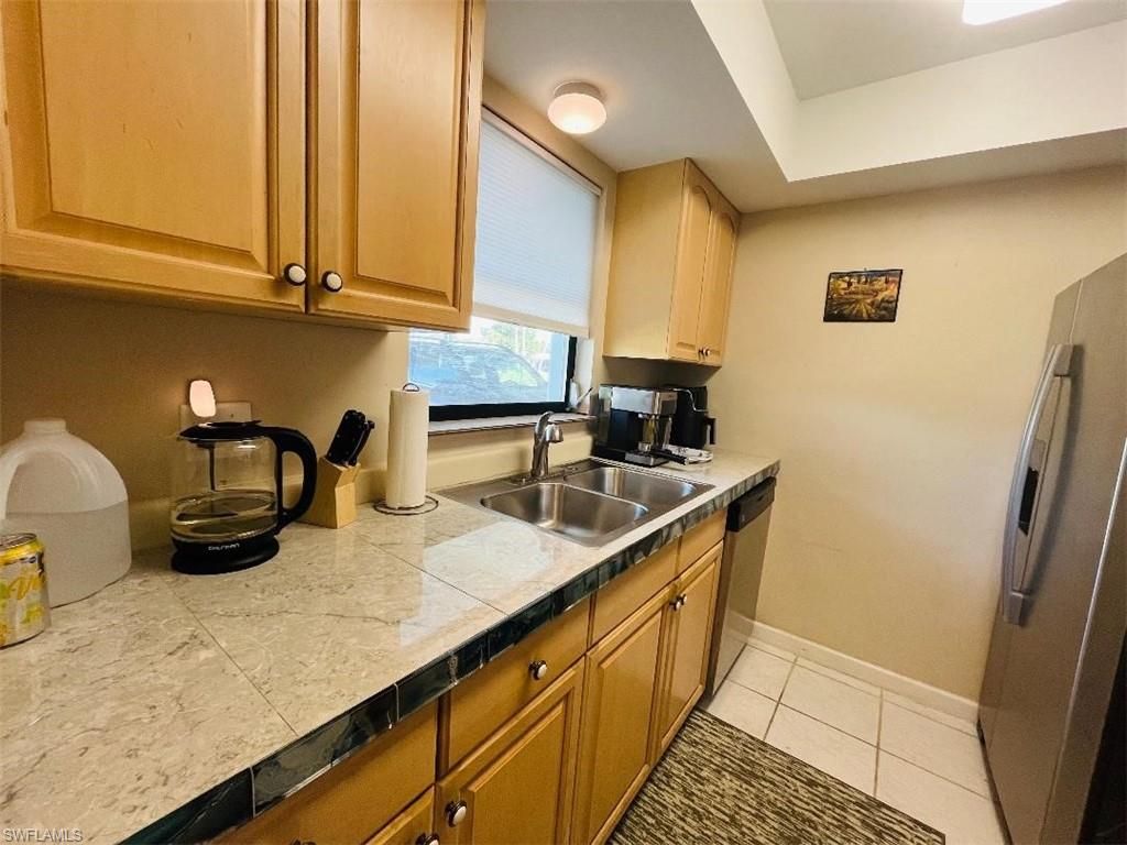 2210 Croton CT, LEHIGH ACRES, FL 33936 — photo 5