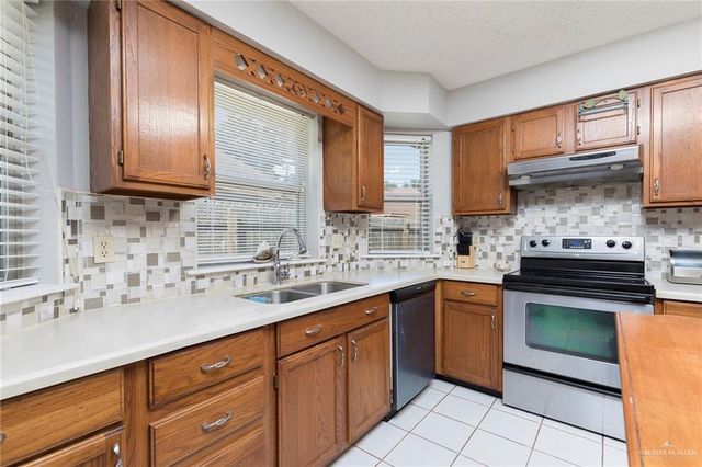 7308 N 32nd Street, Mcallen, TX 78504