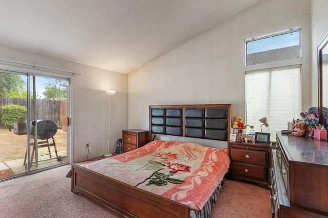 5341 Crystal Hill Way, Sacramento, CA 95823