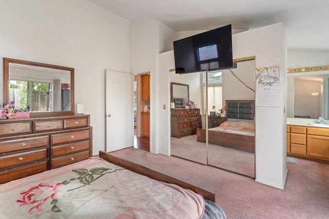 5341 Crystal Hill Way, Sacramento, CA 95823