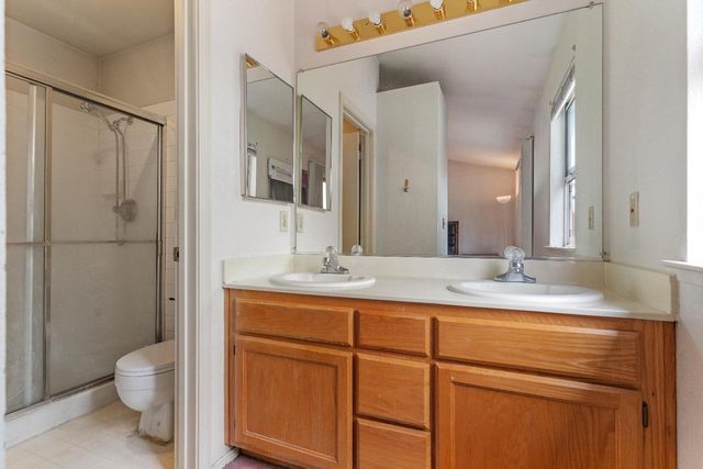 5341 Crystal Hill Way, Sacramento, CA 95823