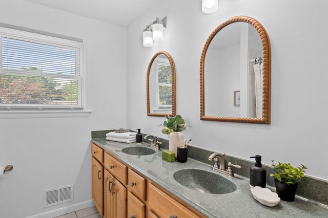 9411 PERRY HALL BLVD, Baltimore, MD 21236