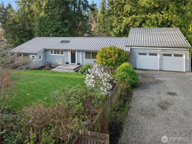9420 NE Eric Avenue, Bainbridge Island, WA 98110