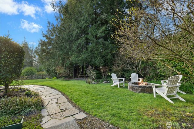9420 NE Eric Avenue, Bainbridge Island, WA 98110