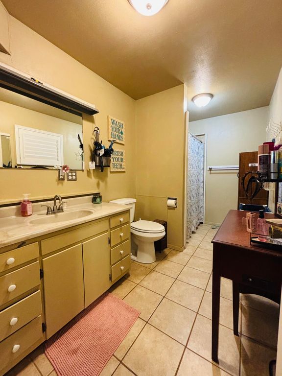 Image 12 of property listing at 2112 San Antonio Street, San Angelo, TX 76901
